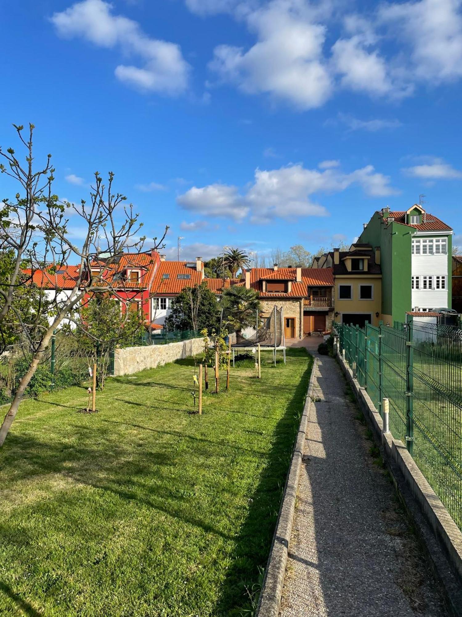 Appartement La Santina Y Su Jardin à Avilés Extérieur photo